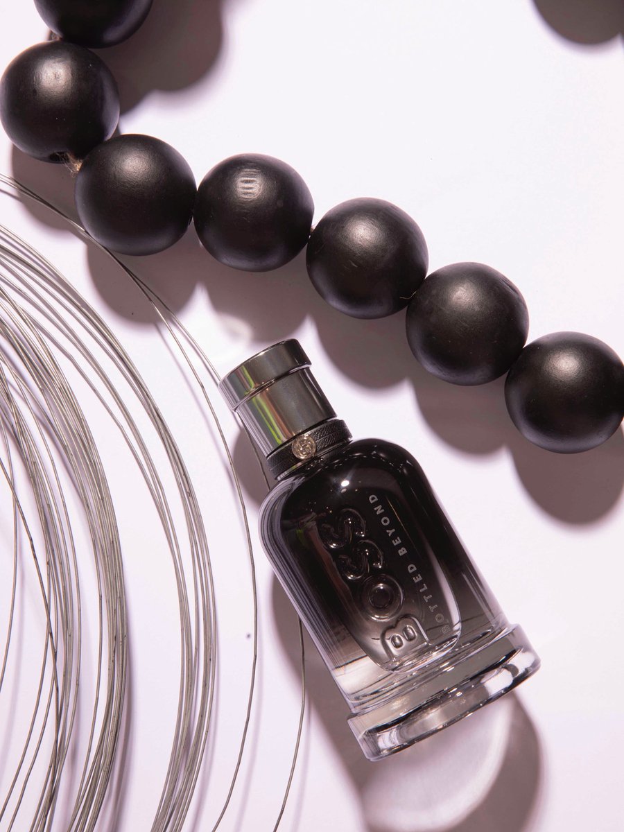 HondosCenter's tweet image. Έντονο. Τολμηρό. Beyond. 

Αισθανθείτε τη δύναμη του BOSS Bottled Beyond και ακολουθείστε τους Bradley Cooper, Vinicius Jr. και Maluma σε αυτό το ταξίδι. 

#hondoscenter #fragrances #BOSSRecognizeBOSS