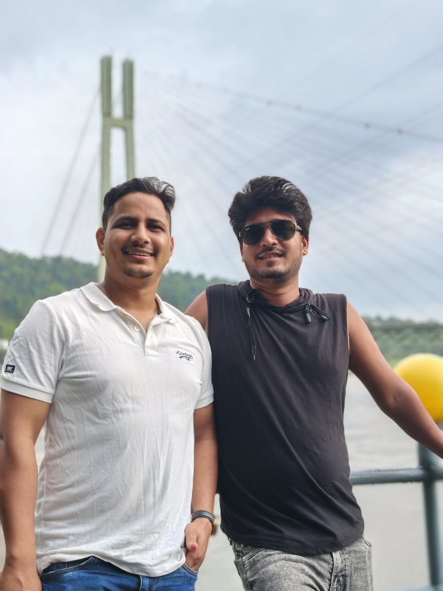 Doxt
<a href="/khadkakriss/">Kriss Khadka</a>