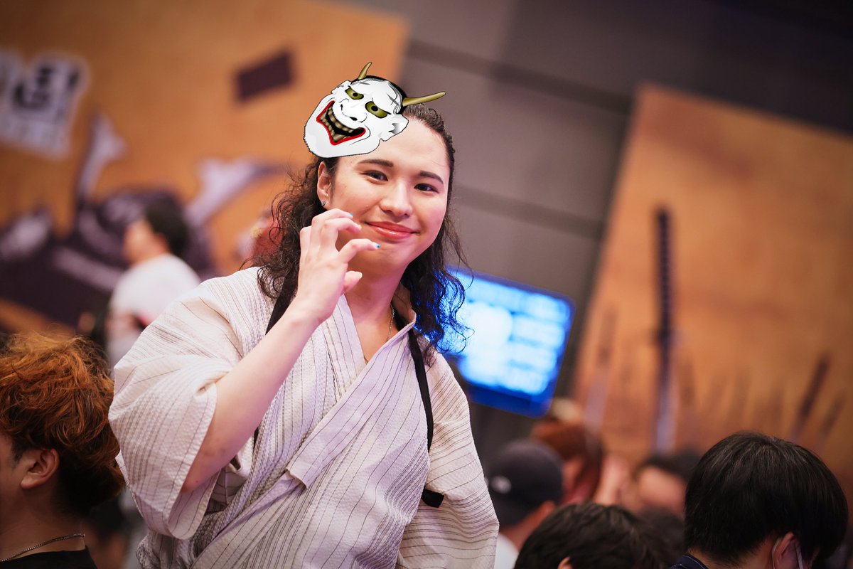 白い浴衣気があまりにも良い

嬉しいすぎる笑

なんかお面ついててかわいい😇

#戦国ポーカー