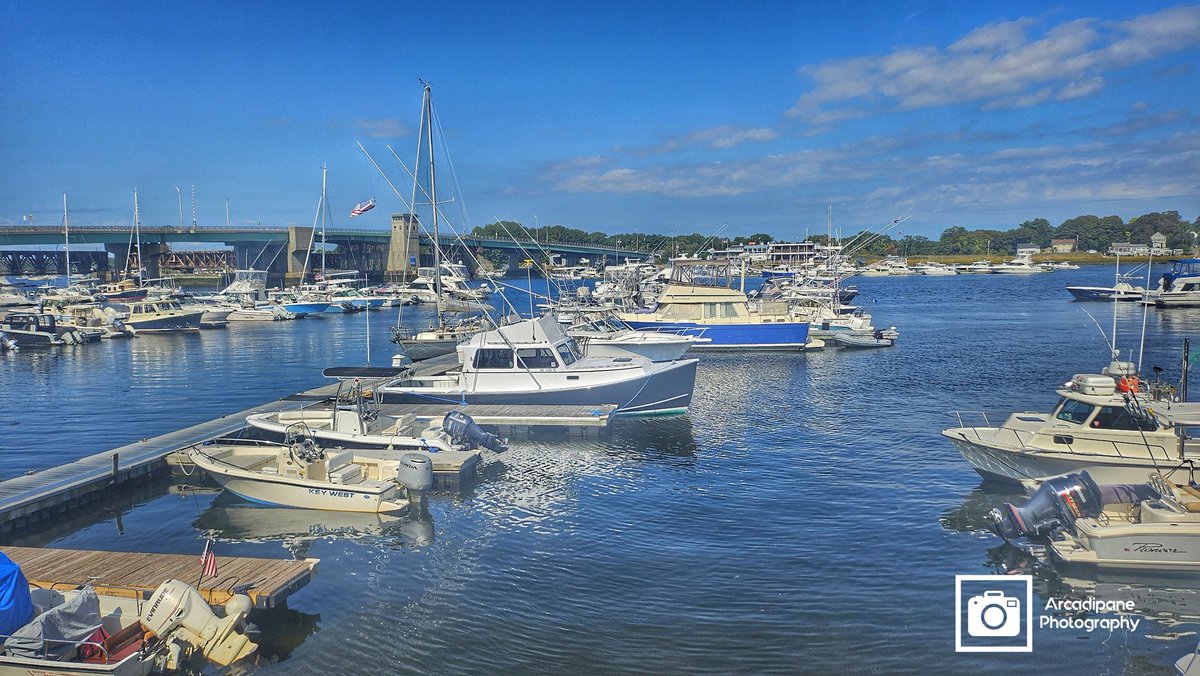 Arcadipanephotography (@irisheyesphoto1) on Twitter photo 68° in Newburyport at 2pm. Beautiful ❤️ <a href="/SydWeather/">Sydney Welch</a> <a href="/TevinWooten/">Tevin Wooten</a> <a href="/SurfSkiWeather/">Tim Kelley</a> <a href="/Wxdavidw/">David Williams</a> <a href="/WX1BOX/">SNE Amateur Radio Skywarn</a> <a href="/ShiriSpear/">Shiri Spear</a> <a href="/Met_CindyFitz/">Cindy Fitzgibbon</a> <a href="/MarcHurBoston/">Marc Hurwitz</a> <a href="/newburyport/">Newburyport</a> 68° in Newburyport at 2pm. Beautiful ❤️ <a href="/SydWeather/">Sydney Welch</a> <a href="/TevinWooten/">Tevin Wooten</a> <a href="/SurfSkiWeather/">Tim Kelley</a> <a href="/Wxdavidw/">David Williams</a> <a href="/WX1BOX/">SNE Amateur Radio Skywarn</a> <a href="/ShiriSpear/">Shiri Spear</a> <a href="/Met_CindyFitz/">Cindy Fitzgibbon</a> <a href="/MarcHurBoston/">Marc Hurwitz</a> <a href="/newburyport/">Newburyport</a>
