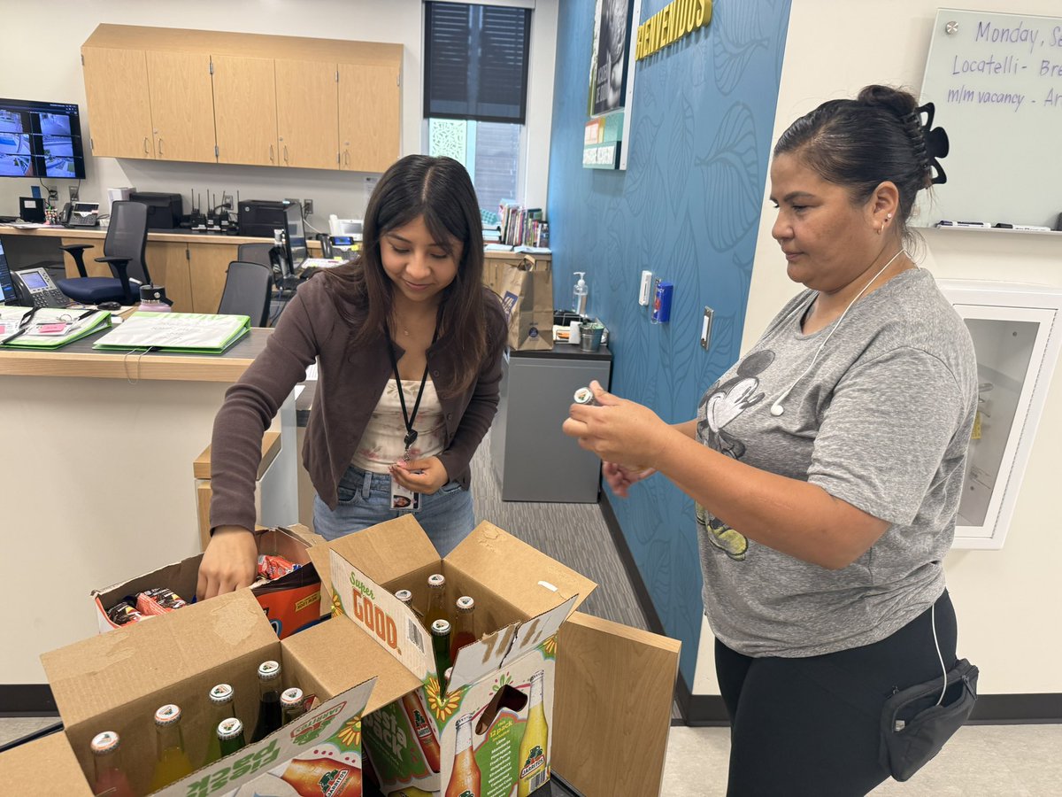 UTK-8 John Muir Language Academy tweet media