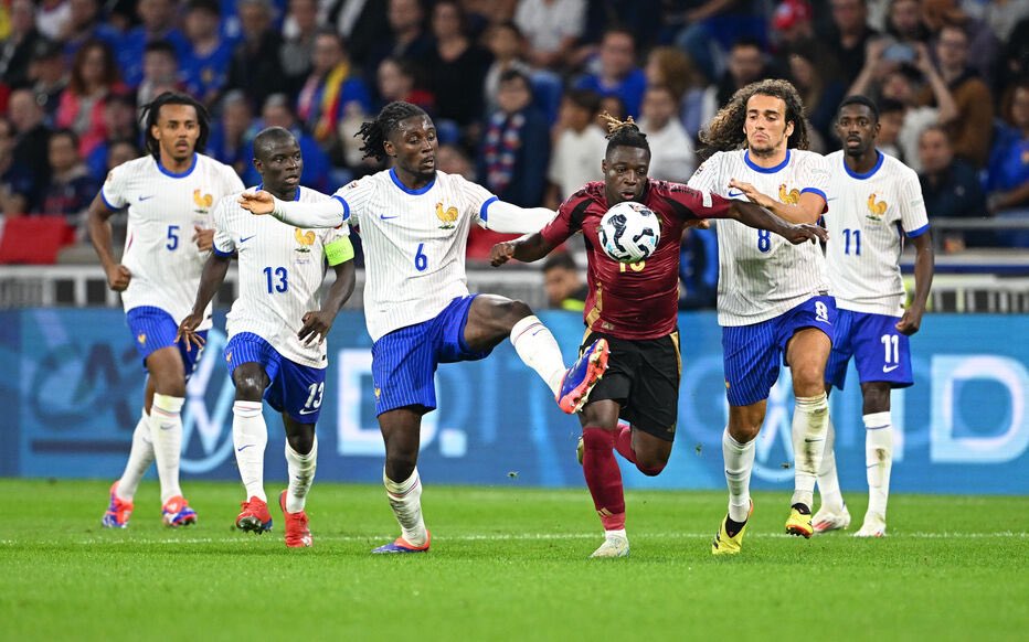 PwitterWorld's tweet image. 𝗠𝗔𝗧𝗖𝗛𝗗𝗔𝗬 ! ⚽️

🇫🇷 PRANCE VS PELGIQUE 🇧🇪 
                        20:30

🇮🇹 PITALIE VS PROATIE 🇭🇷
                       21:30

Soyez présents sur PMC Sport pour le retour de la Pwitter League ! 😁😁😁