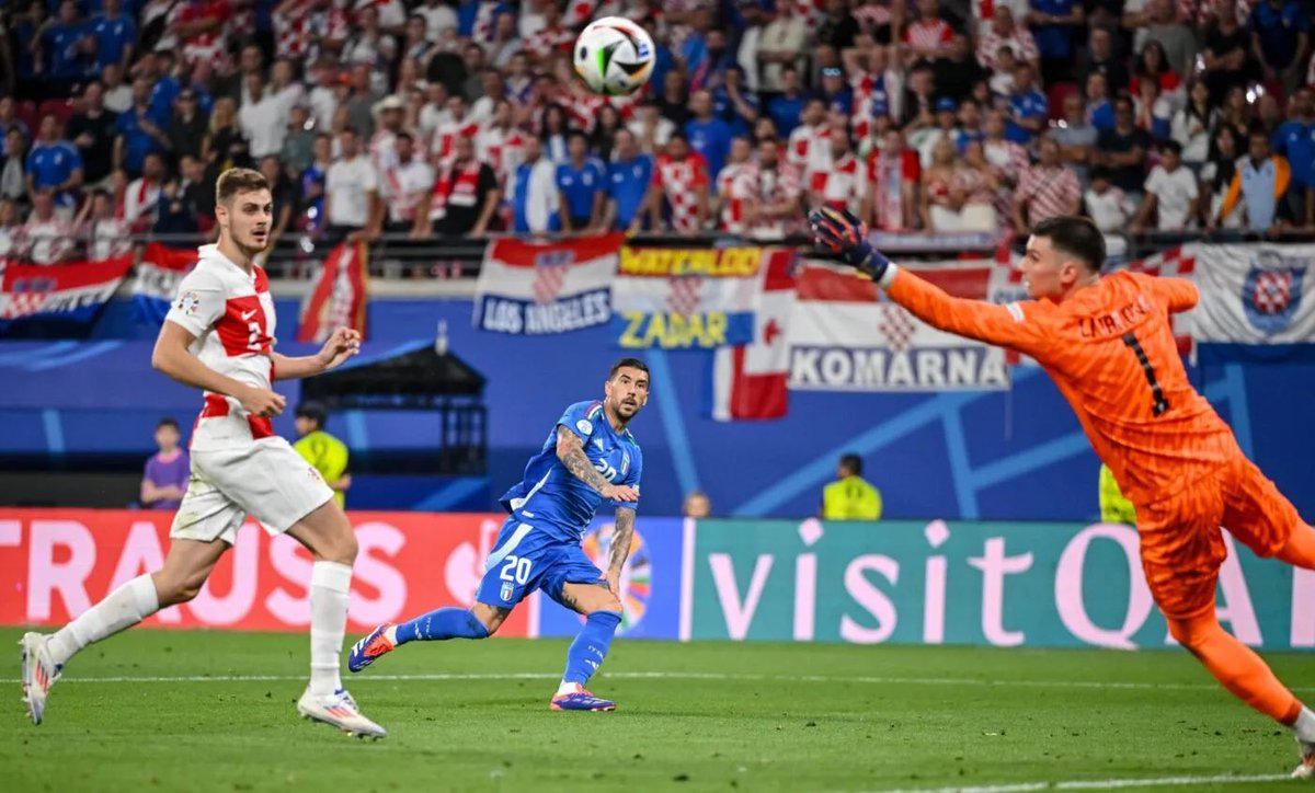 PwitterWorld's tweet image. 𝗠𝗔𝗧𝗖𝗛𝗗𝗔𝗬 ! ⚽️

🇫🇷 PRANCE VS PELGIQUE 🇧🇪 
                        20:30

🇮🇹 PITALIE VS PROATIE 🇭🇷
                       21:30

Soyez présents sur PMC Sport pour le retour de la Pwitter League ! 😁😁😁