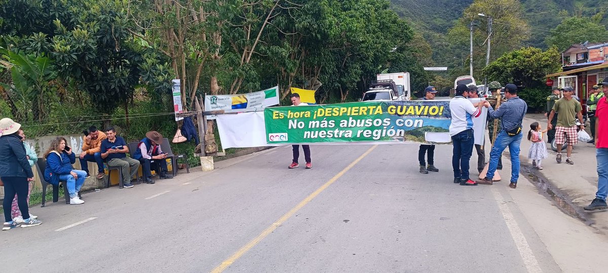 #Manifestación ⛔️ | Desde la mañana de este lunes, líderes y voceros de los municipios de Ubalá, Gachalá, Gama, Gachetá y Junín se han congregado en el sector El Ramal de Junin, en una jornada de protesta pacífica. facebook.com/share/p/19bzih…