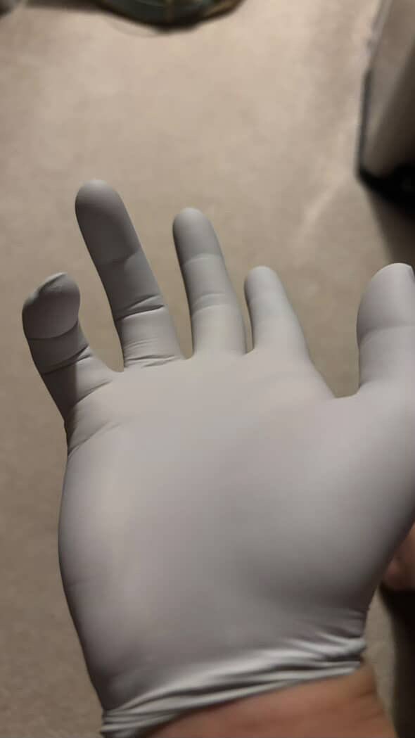 unknownglover2's tweet photo. Tight gray nitrile gloves xs https://t.co/H6MkTZejRs