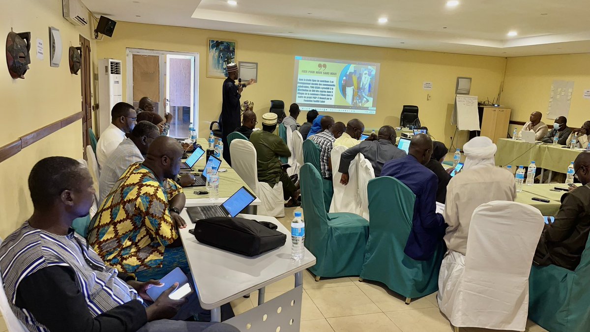 Une session a été consacrée aux exigences de communication et de visibilité dans les actions extérieures financées par l’Union européenne.

Les OSC participantes ont été outillées pour mieux intégrer les normes de visibilité UE dans leurs stratégies de communication.
<a href="/dueniger/">UE au Niger</a>
