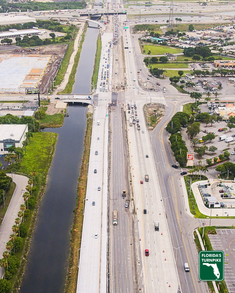 FloridaTurnpike's tweet image. Okeechobee Road is leveling up! #MiamiDadeCounty 

Crews are putting the final touches on concrete pavement in both directions at NW 138 Street and Okeechobee Road.

New drainage structures are also being installed to help protect the roadway for years to come.