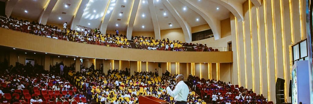 _hbconnect's tweet image. Welcome to Hub Connect! 

We unite entrepreneurs, creators &amp;amp; dreamers in USA, Monaco, Dubai &amp;amp; beyond to build luxury digital brands TOGETHER. 

Join our community!

#hbctribe #HubConnect #LuxuryBranding