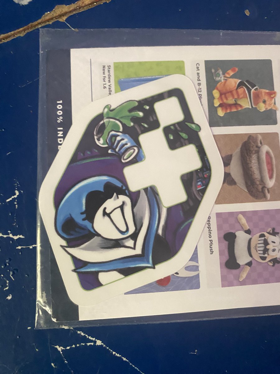 TORIEL APRON ARRIVED! posting the uses for snails next hehe #fangamer #UNDERTALE_10th_Anniversary #undertale