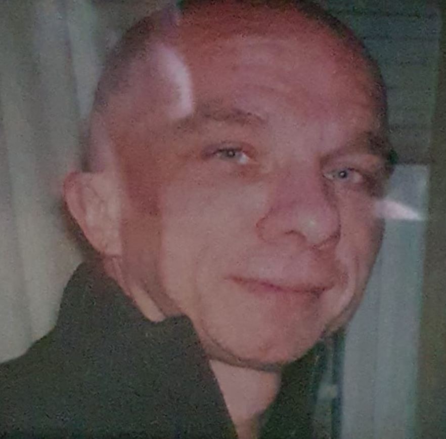 Can you help us find 60yo Andrew who has been #missing since 04:15 on the 15/09/25. Seen heading towards Beckenham Hill station, SE6. Description 5’6 slim build, blue jeans, green bomber jacket, white jumper. Call 999 REF 01/7974207/25 (old photo) #missingperson <a href="/MPSBexley/">Bexley MPS</a>