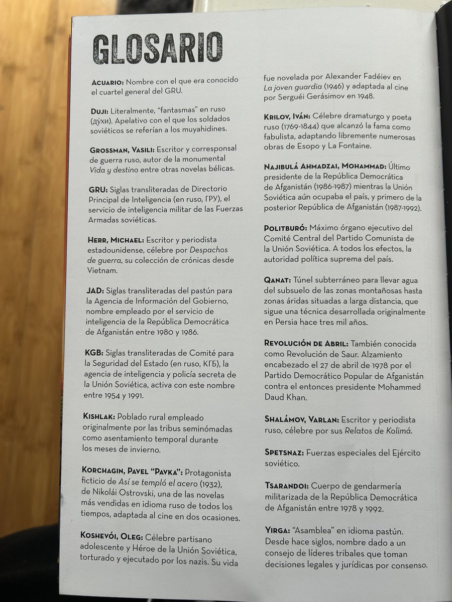 Also, I got to see the Spanish language version of 20th century men, and it is so gorgeous! Thanks to <a href="/Astiberri/">Astiberri Ediciones</a> ! Look at the cool glossary!