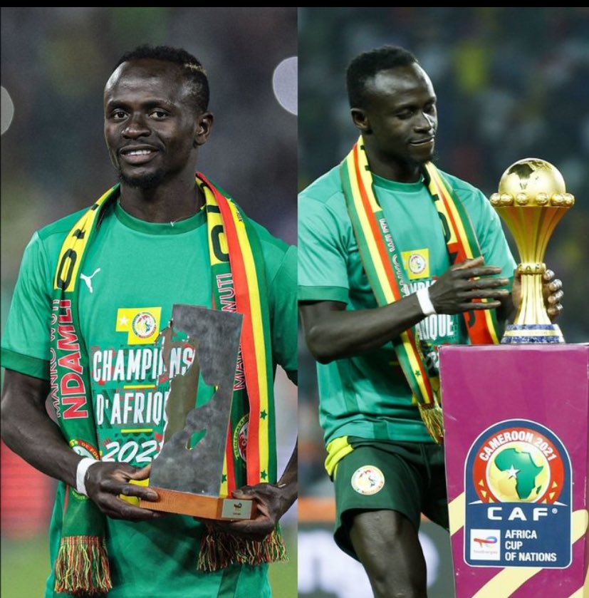 Fama__Dia's tweet photo. Nous devons faire un magnifique tifo lors de notre match contre la Mauritanie pour remercier cette LÉGENDE, il mérite notre respect alors RENDONS LUI HOMMAGE PENDANT QU’IL EST ENCORE ACTIF n’attendons pas. 
MAX DE PARTAGE 🙏🏾 https://t.co/50iNgIhwoK