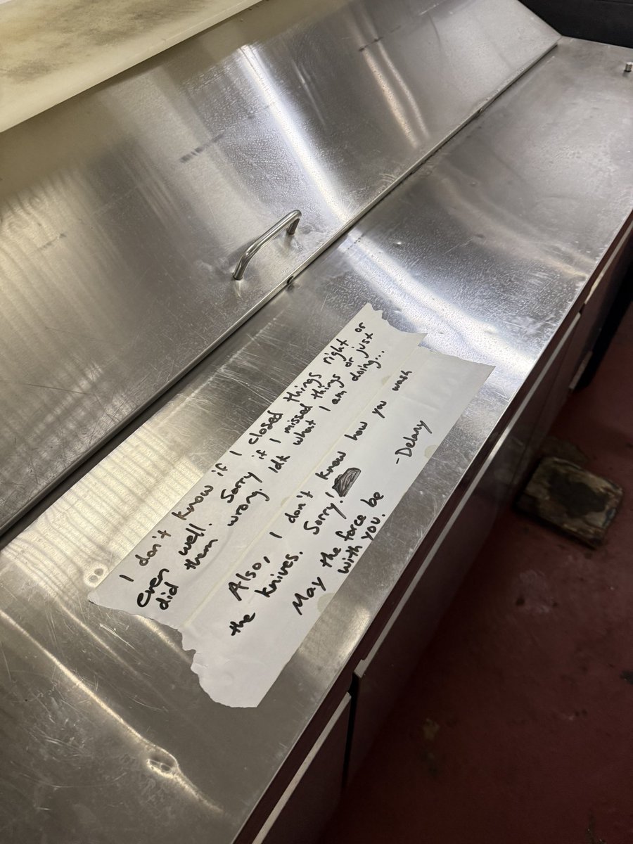 kaayleejuliet's tweet image. Lots of communication going on