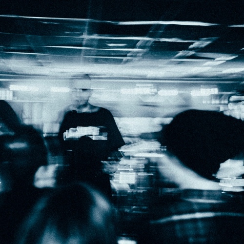 musicnewsitaly's tweet image. Moonball: live per la prima volta in Italia - #HubMusicFactory #hubmusicfactory #Moonball @hubmusicfactory 
Leggi l'articolo completo qui: ift.tt/ibK3wom
Continua su Music-News.it