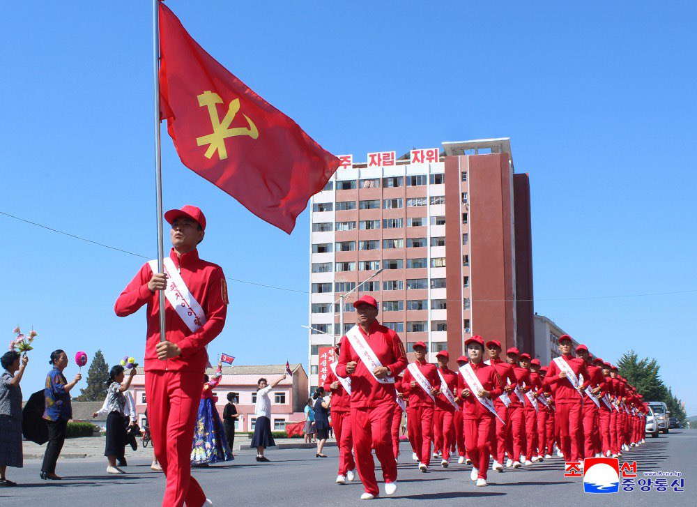 🇰🇵🏡 New neighborhood in Wonsan, North Korea