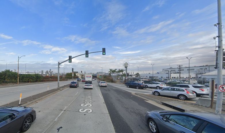 Accidentsnearme's tweet photo. Woman Killed in Rollover Crash on S Sepulveda Boulevard and 105 Freeway near LAXThe crash was reported around 6:12 p.m. on 11340 S Sepulveda Boulevard near the 105 Freeway off-ramp.

Los Angeles, CA. – A woman died and a man was injured in a single-vehicle rollover collision that happened Sunday evening in Los Angeles’ Westchester neighborhood.

The crash was reported around 6:12 p.m. on 11340 S Sepulveda Boulevard near the 105 Freeway off-ramp.

Authorities said a car overturned, allegedly ejecting a man.

A woman in the car was pronounced dead at the scene, authorities reported (https://t.co/un2cuvz9cy).

The man was taken to the hospital in unknown condition.

A SigAlert was issued at 6:39 p.m., closing the westbound 105 Freeway at Sepulveda Boulevard while emergency crews worked the scene.https://t.co/5z195RwR2p