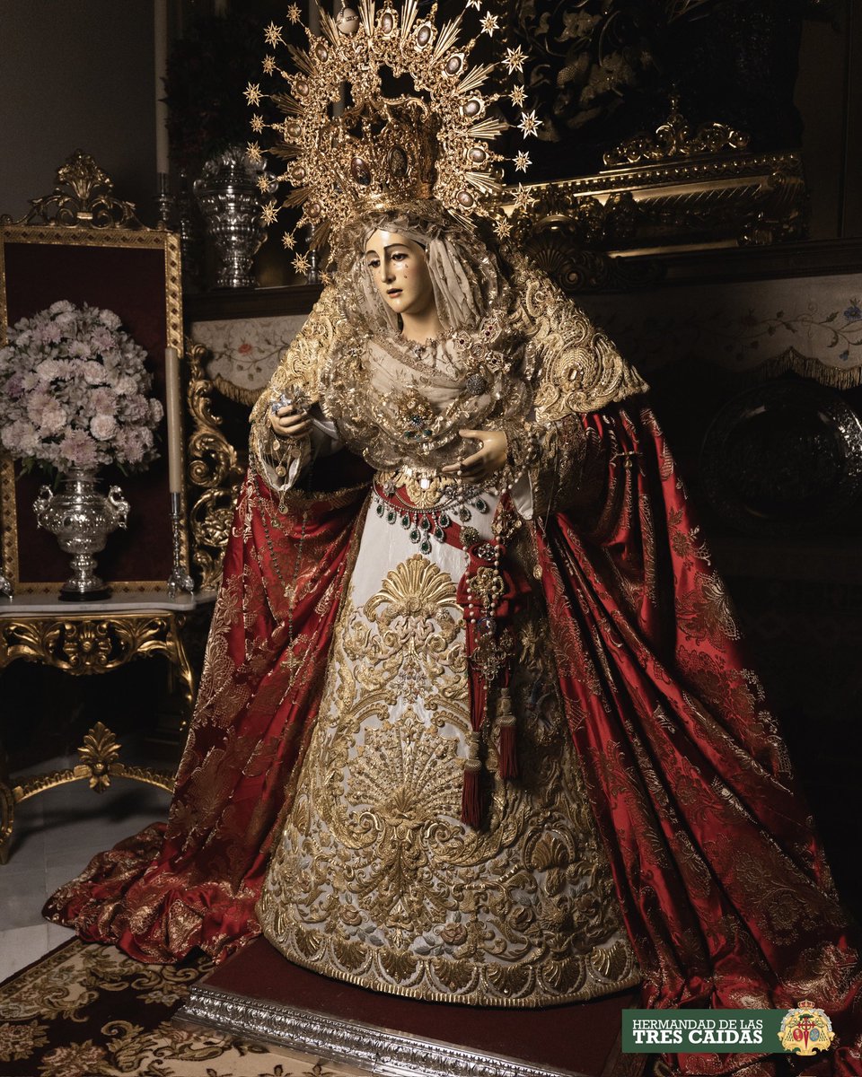 𝐋𝐚 𝐕𝐢𝐫𝐠𝐞𝐧 𝐝𝐞𝐥 𝐀𝐦𝐨𝐫 𝐩𝐚𝐫𝐚 𝐥𝐚 𝐜𝐞𝐥𝐞𝐛𝐫𝐚𝐜𝐢𝐨́𝐧 𝐝𝐞𝐥 𝐉𝐮𝐛𝐢𝐥𝐞𝐨 𝐝𝐞 𝐥𝐚 𝐄𝐬𝐩𝐞𝐫𝐚𝐧𝐳𝐚. 

Desde hoy y hasta el próximo sábado, la Santísima Virgen preside de manera extraordinaria nuestra capilla en los días previos a la procesión jubilar.