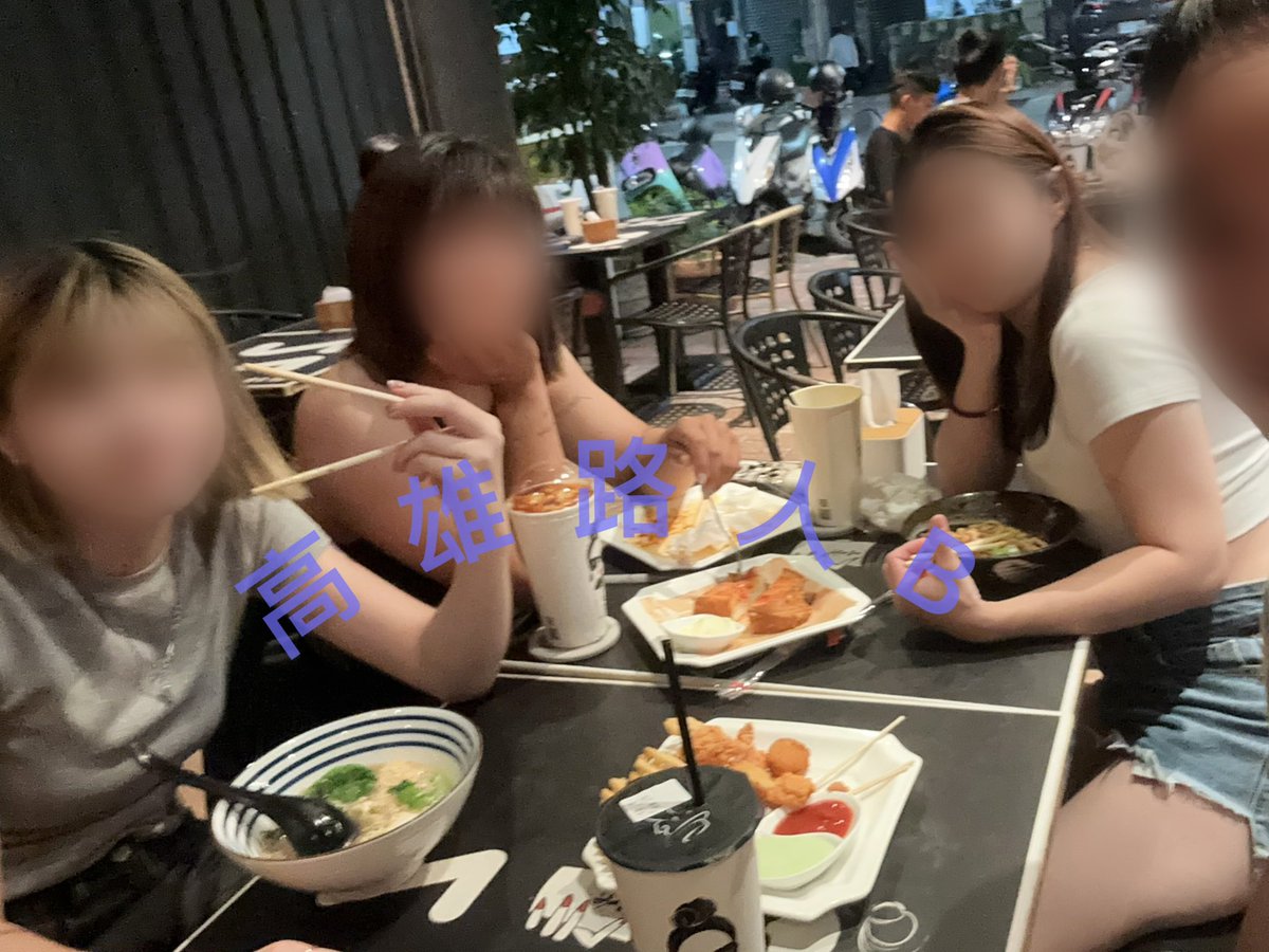 高雄路人B tweet media