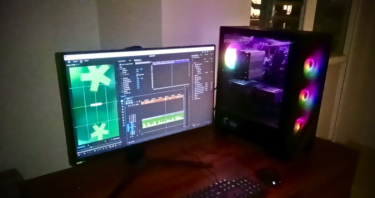 royvisuals's tweet image. day 2/90 editing videos everyday until I get to $1k/mo as a video editor 

edited 3 short form videos 
nothing fancy, simple style 

do you think over editing with 3D/animations &amp;amp; effects gets you more views?