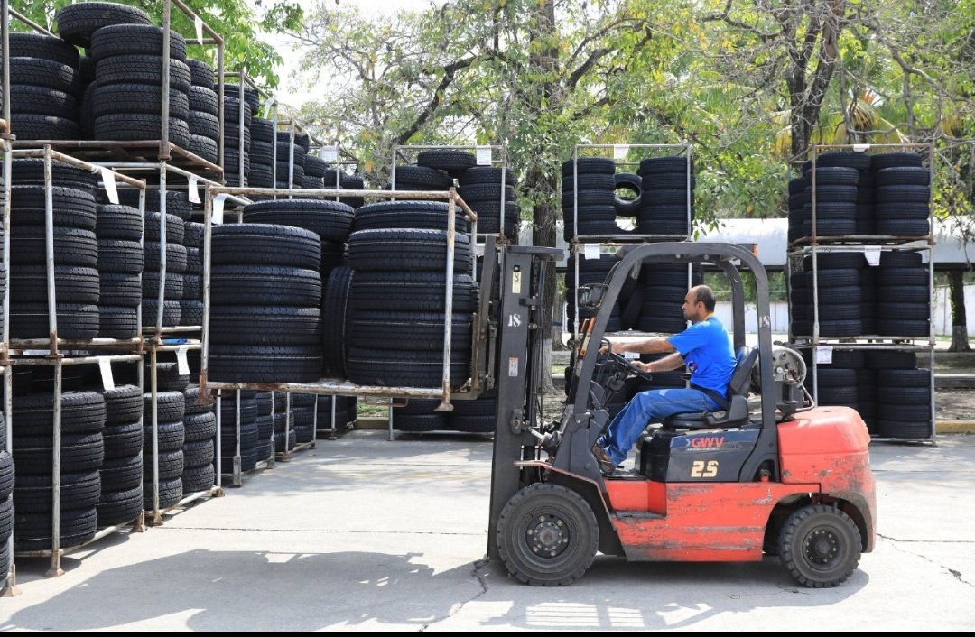 ChaMad25's tweet photo. Impulsando la Soberanía Industrial
 
Ministerio de Industrias, CIIP y Ministerio de Trabajo anuncian inversión internacional por más de 30 millones de dólares.

#CHCh  
https://t.co/PGJiYW8LHL https://t.co/AHYNms3kTB