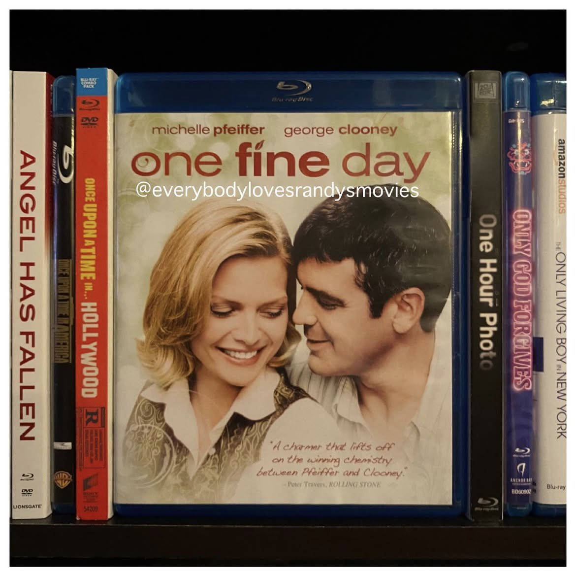 RandysMovies's tweet photo. Movie: #OneFineDay (1996)

Starring: #MichellePfeiffer #GeorgeClooney #AlexDLinz #MaeWhitman #CharlesDurning #JonRobinBaitz #EllenGreene #AnnaMariaHorsford #AmandaPeet #HollandTaylor 
 
Directed By: #MichaelHoffman

#BluRay 
#MovieNerd 
#MovieCollector
#BluRayCollection 
#MovieCollection 
#MovieBuff
#PhysicalMedia 
#FilmTwitter