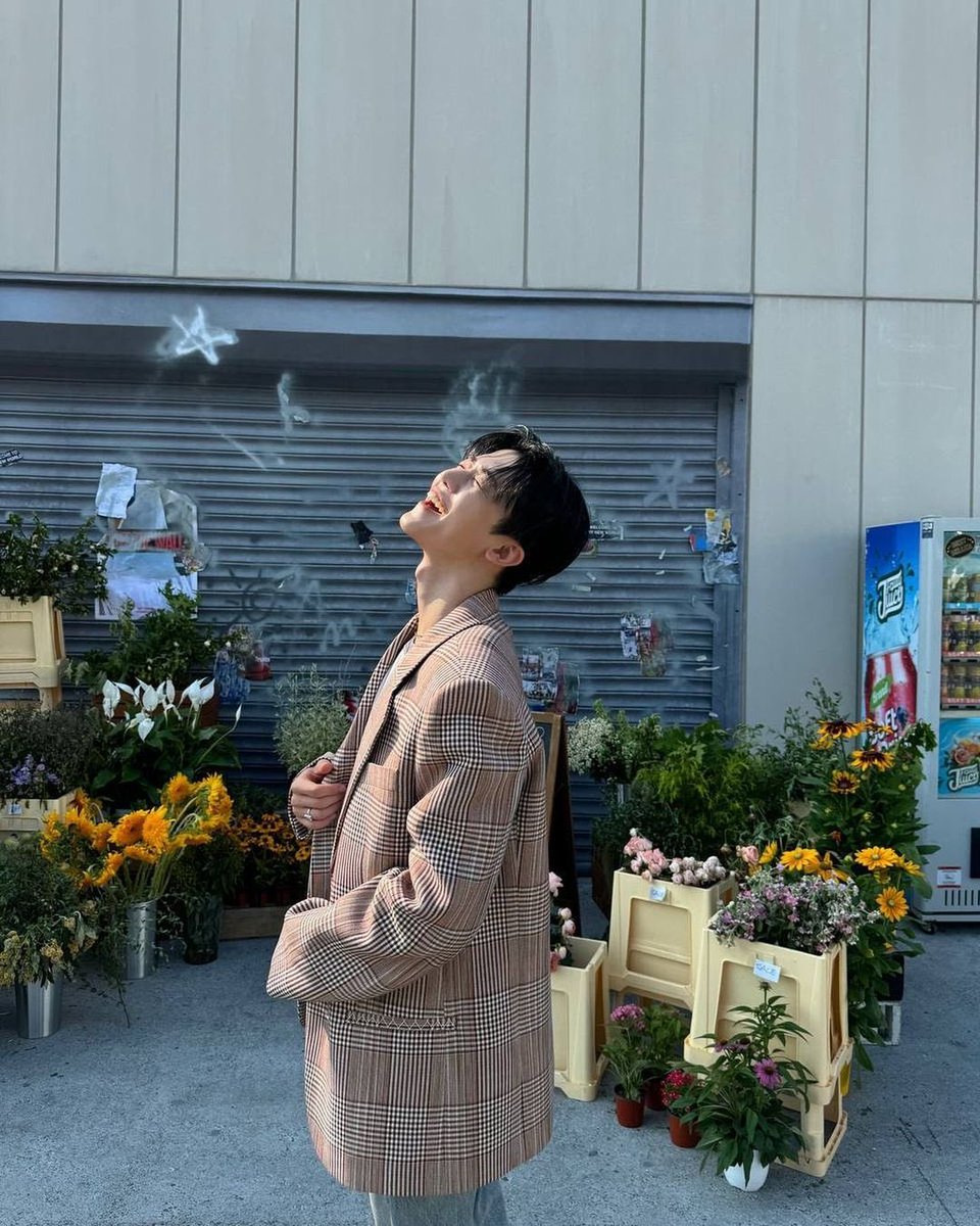 The First, You!

— Najaemin a prompt au.