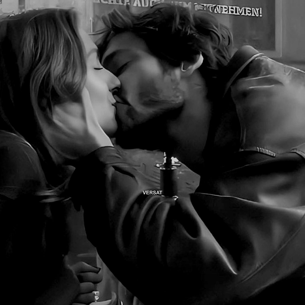 versatpeb's tweet image. 