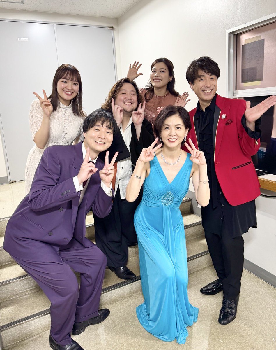 hanaeyoshioka's tweet image. Backroom Boys Ⅶ
ソリストとして出演いたしました。
舞台はお客様がいてくださるからこそ成り立つものだなあと改めて実感する日々です。
本当に幸せな時間でした！
お越しくださった皆さま、本当にありがとうございました！
#BB7