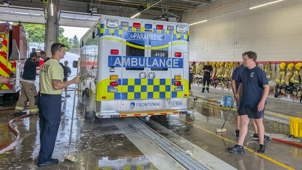 Frontenac Paramedics tweet media