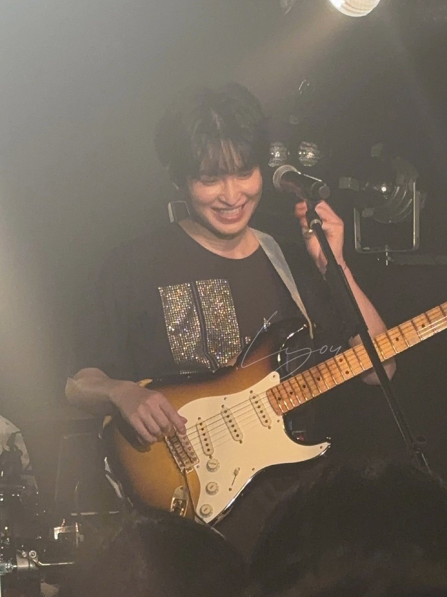 LY_kensuke's tweet photo. 🥰🥰🥰
自由录像🉑
#阪本獎悟 #onemanlive #大阪 https://t.co/1GqrRnnvdm