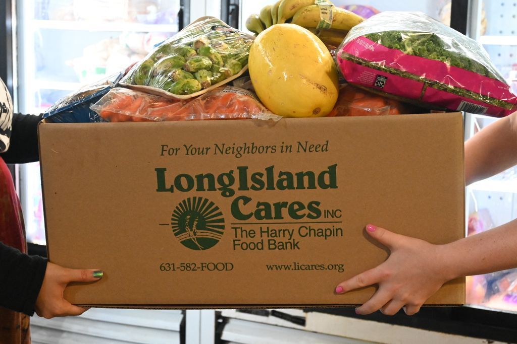 LongIslandCares's tweet image. Freedom means dignity. Respect means access. Participation means every voice matters.

At Long Island Cares, we fight hunger so every neighbor can thrive in a community built on these values.

#LongIslandCares #EndHungerLI #EquityForAll
