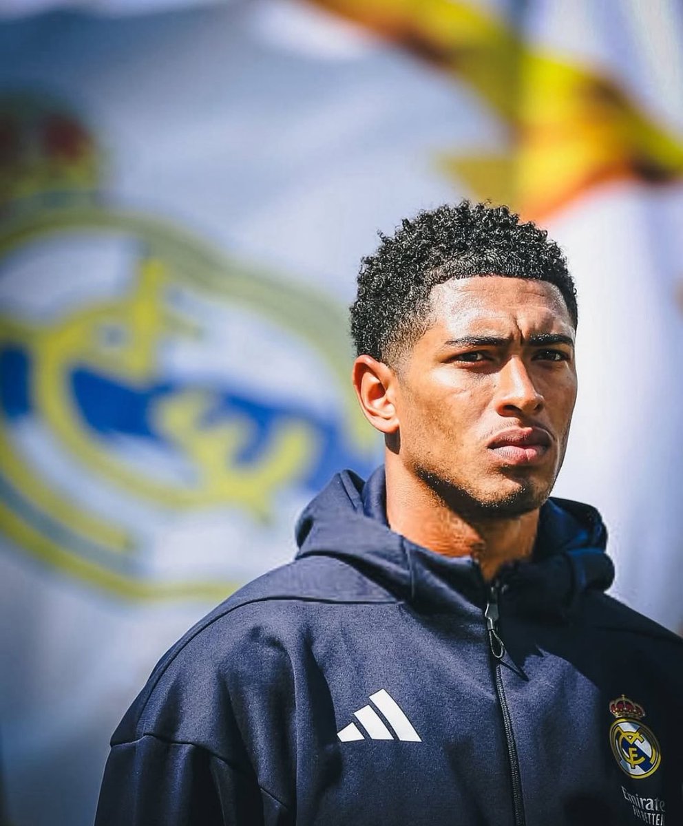 Everyone’s got a month and a half head start, don’t wanna hear any excuses when your fav players are  behind him in every stat 👋🏽