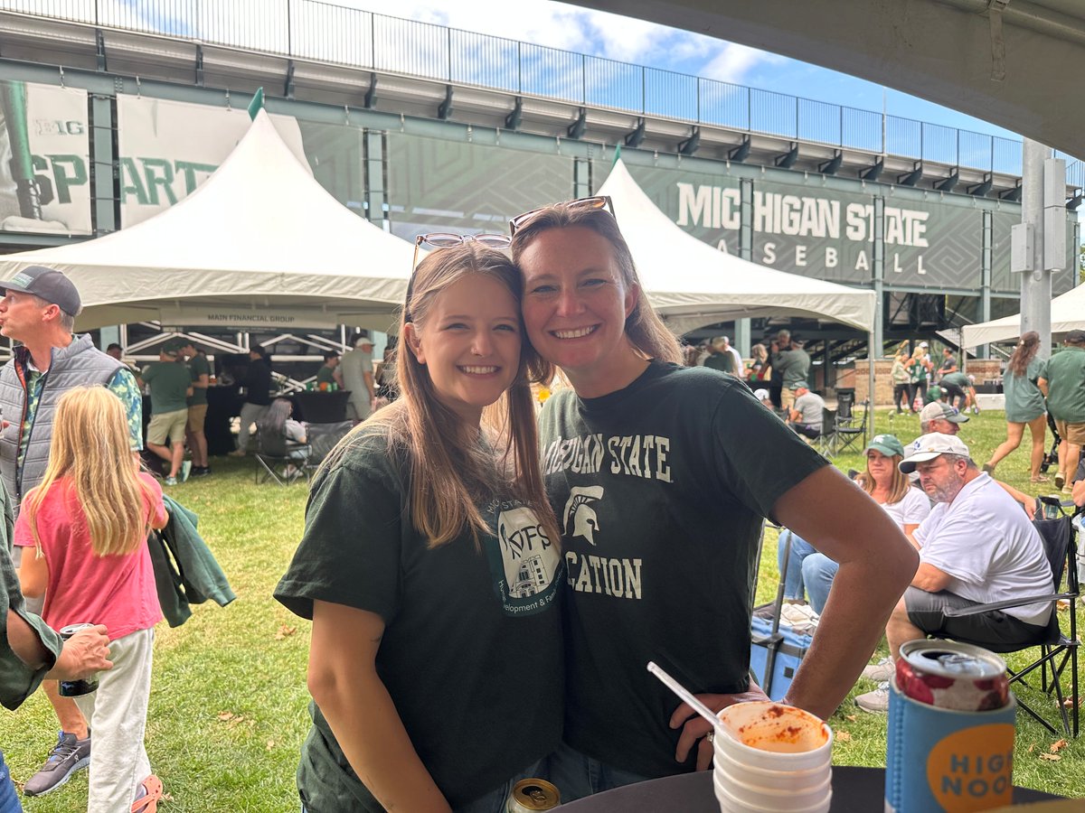 MSUHDFS's tweet photo. Thank you to our alumni for hosting HDFS faculty and grad students at their annual tailgate and chili cook-off last weekend! Dr. Claire Vallotton’s chili took second place🌶️ #MSUHDFS #MSUSocialScience https://t.co/5vbGcP46SW