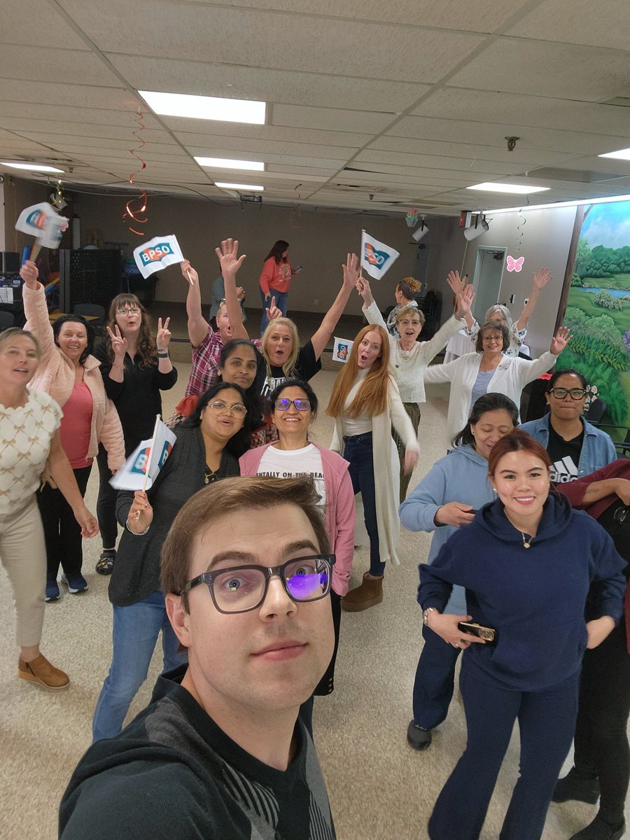 Another day, another champion! What a fun day hosting a #rnao #bpso #ltc champions workshop with <a href="/tdavis_tonya/">Tonya Davis, RN, BScN, BEd, MScAH</a>. The Glen Hill Strathaven team can't be stopped 😊  <a href="/DorisGrinspun/">Dr. Doris Grinspun 🇨🇦 RN, PhD, FAAN, O.ONT</a> <a href="/Julia__Fine/">Julia</a>