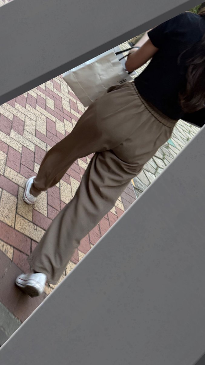 在回家的路上 我再次碰到她 猜猜我之前總共射了多少次