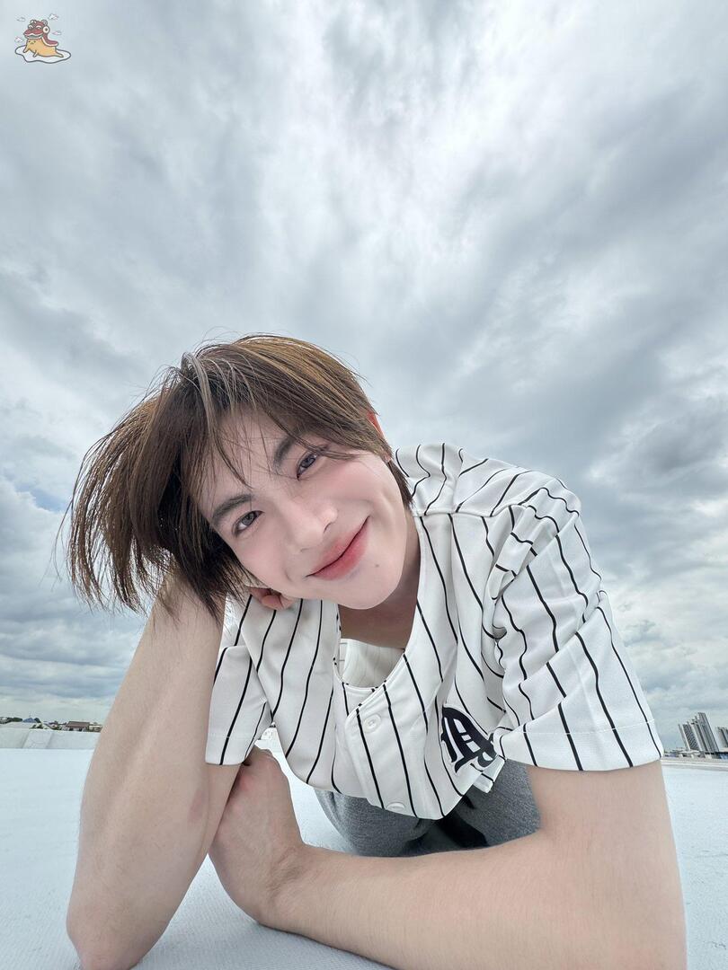 SOC-IE 💛 ˚☽˚.⋆ tweet media