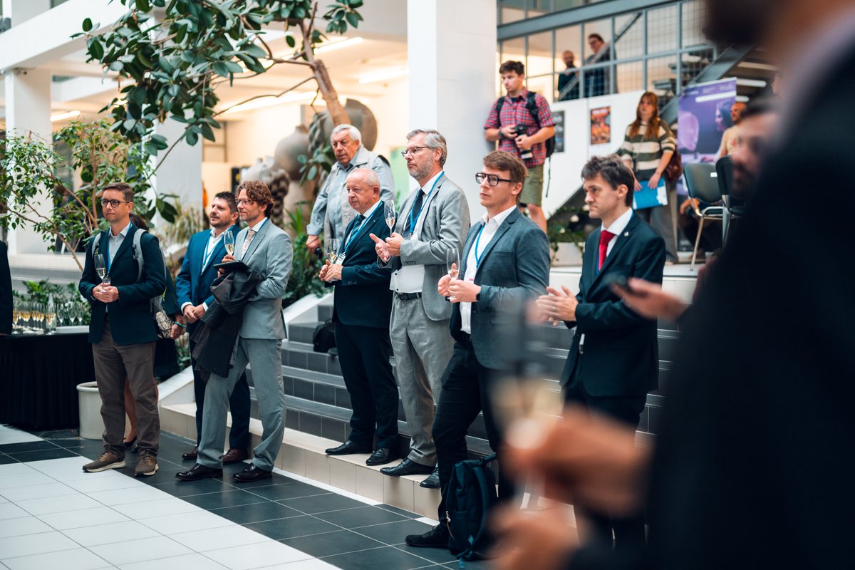 FEKT VUT v Brně tweet media