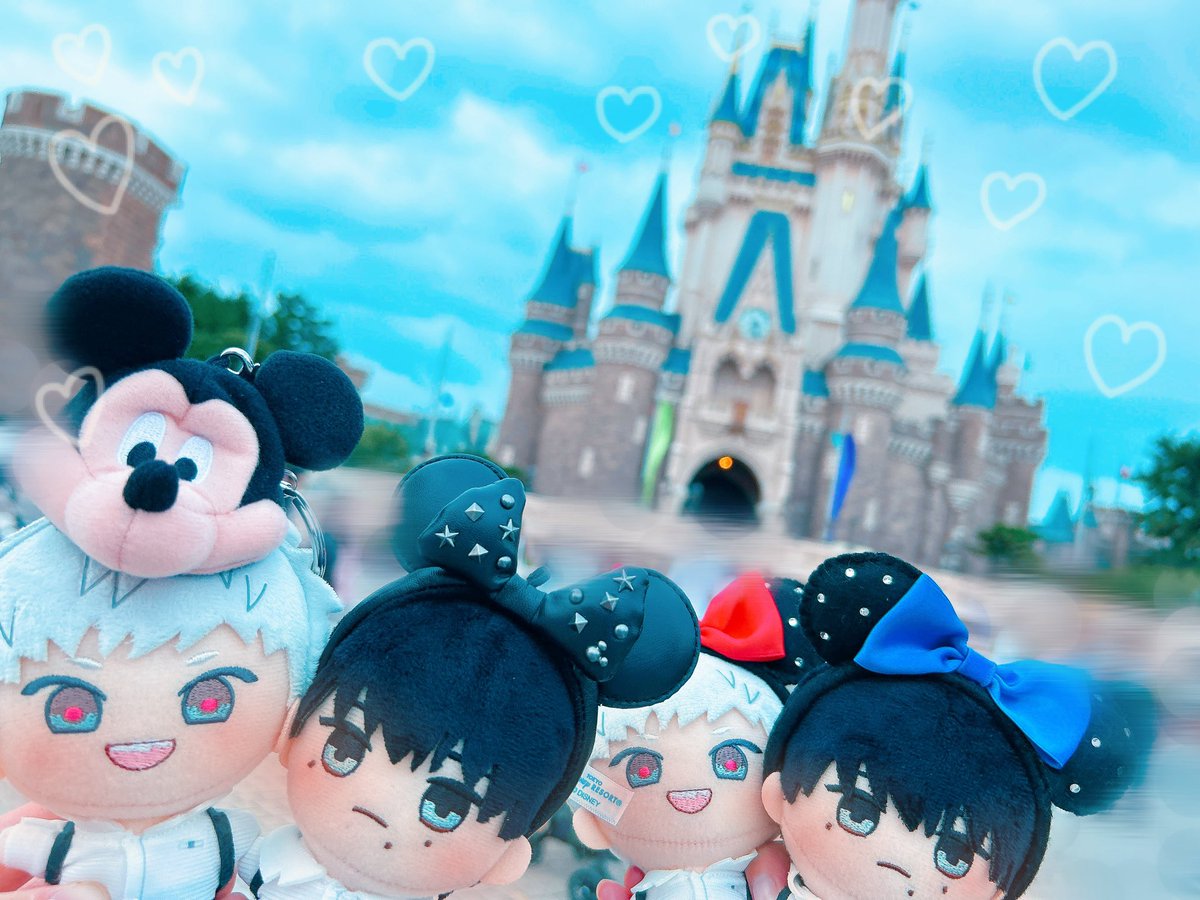 夢の国デートヒよ😉🩷 制服ﾃﾞﾃﾞﾆｰだねっ