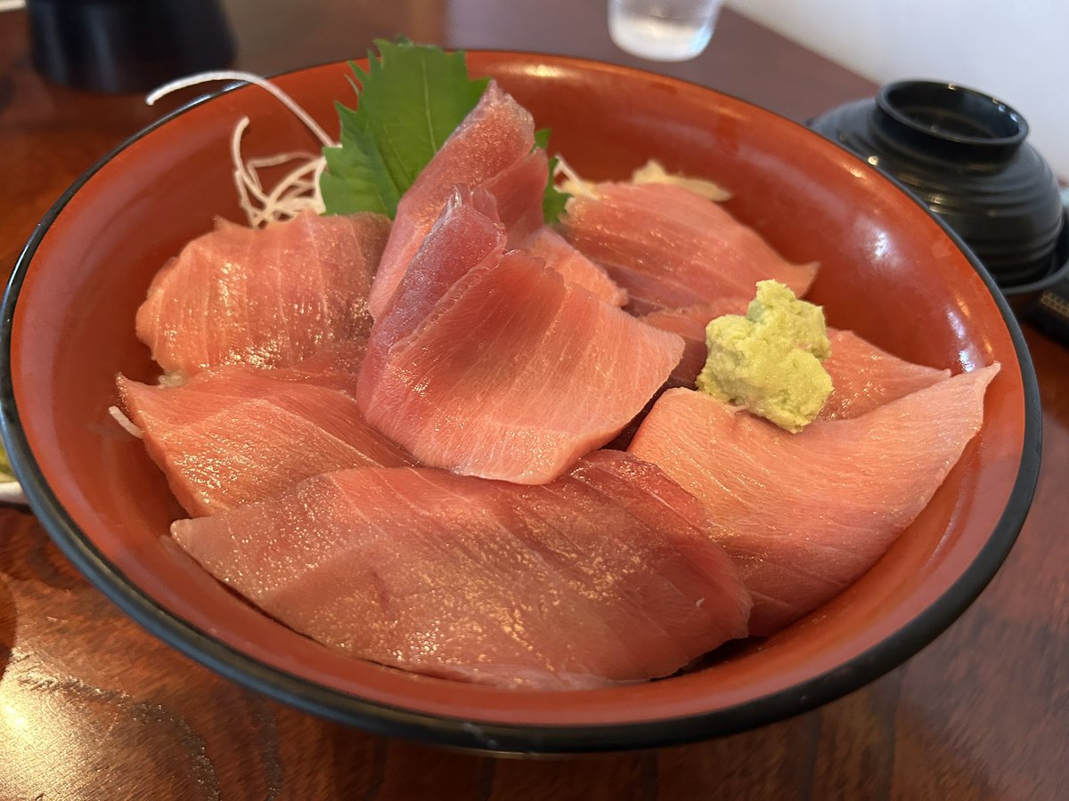 Mantis_chan's tweet photo. #日刊今日のラーメン 
昨日のラーメンもいいすか https://t.co/zVAEo0UT9h