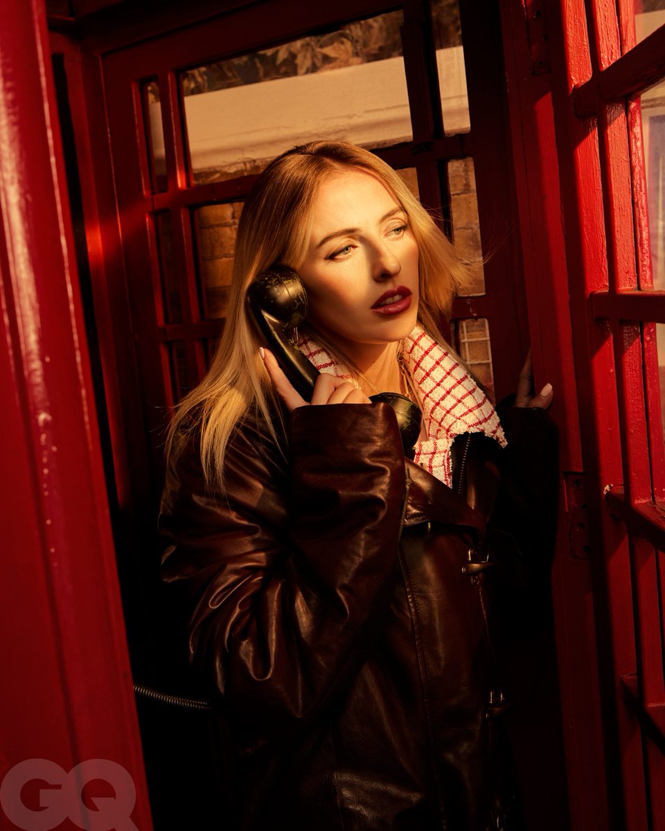 For Chloe Kelly, what makes Brits great is “holding their own. No matter when you’re doubted, you want to show exactly what you’re capable of.” 

📑: britishgq.visitlink.me/BDUK3Q