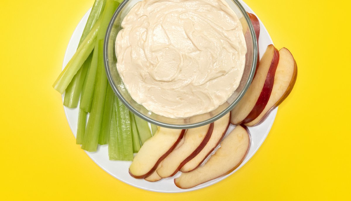 happyhealthyms's tweet image. Peanuts are a good source of protein to keep you feeling full and a good source of healthy fat for energy. Try HappyHealthy's Peanut Butter Dip for a tasty snack the whole family will love! 

happyhealthy.extension.msstate.edu/recipes/peanut…

#NationalPeanutDay
#HappyHealthyMS
#EatWithExtension