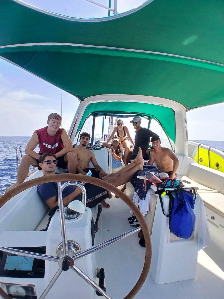 Part de l'equip BNAM de travessa cap a Menorca!
Equipàs!
#ArenysNavega #equipBNAM