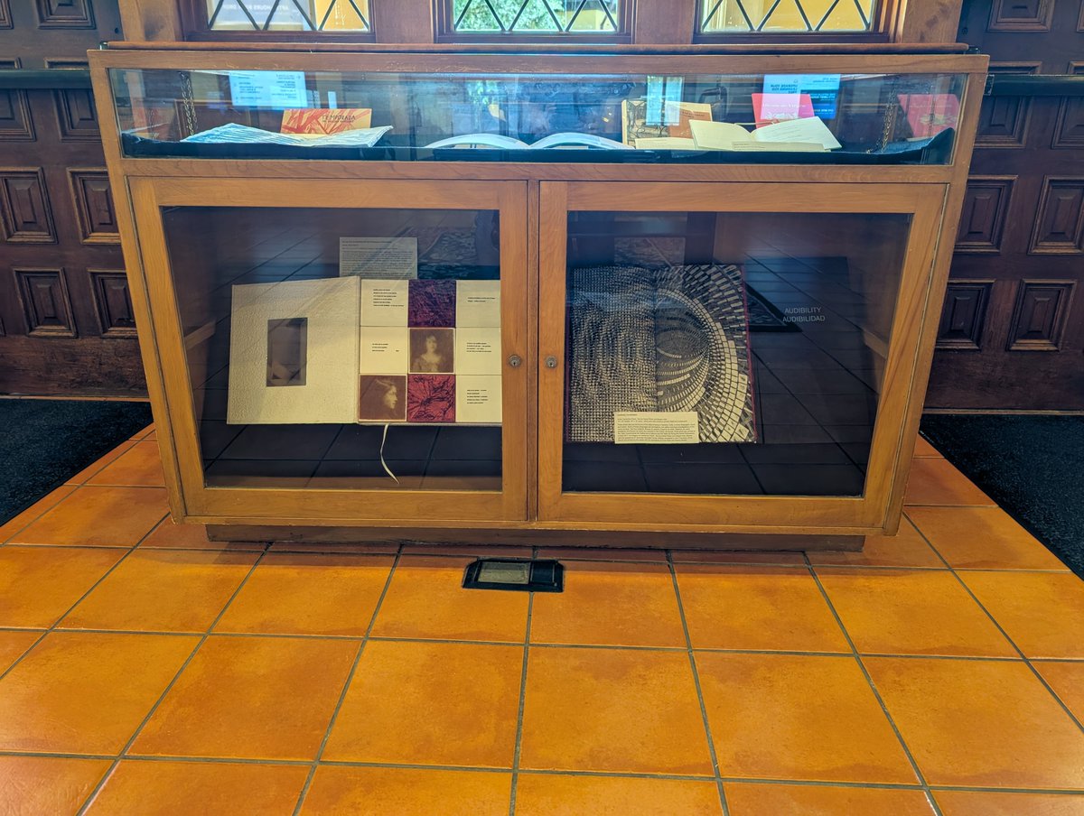We have a new book art display in honor of #HispanicHeritageMonth! Check it out in the <a href="/OlinLibrary/">Rollins Olin Library</a> lobby.
#BookArt #RollinsBookArtsCollection #RollinsCollege