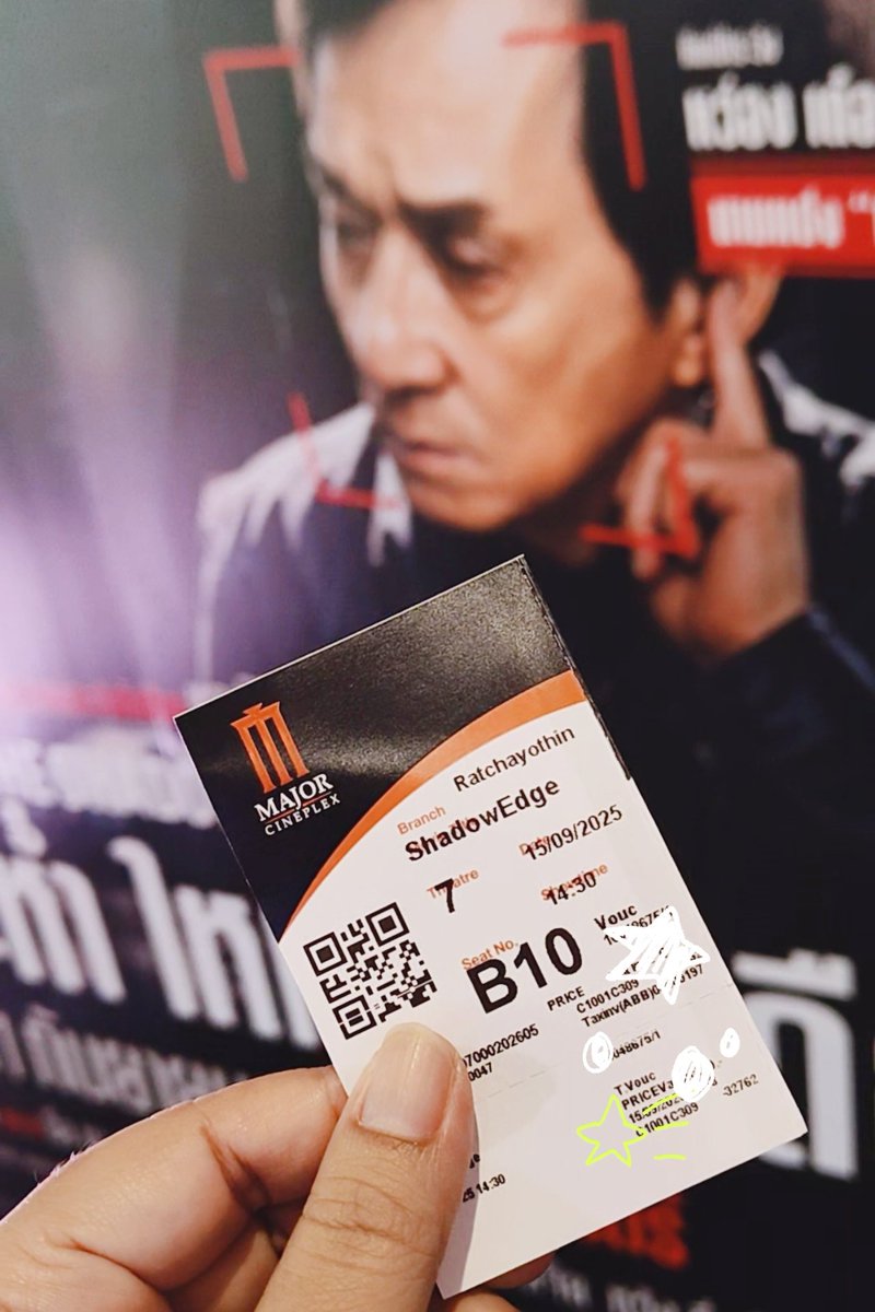Ting_ThinkThing's tweet photo. “หนังครบรสโดนใจ ทั้งบู๊เดือด ดราม่า ผสมคอมเมดี้ ใครชอบหนังแอ็กชั่นโอลด์สคูลตามสไตล์เฉินหลงก็ไม่ผิดหวัง แล้วยังได้หวีดแก๊งตัวร้ายที่โคตรล้ำโคตรเท่โคตรแบด... ที่สำคัญลุคนี้ของ จุน SEVENTEEN คือถูกต้อง!” — TingThinkThing
#TheShadowsEdgeMovie #majortime #MStudio #junhuiwen https://t.co/MiUfbY4s0n