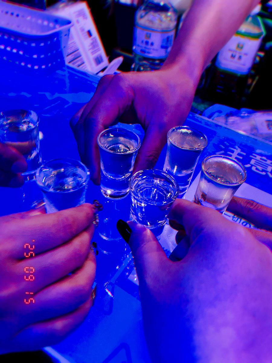 何ーラ、何ーガー、何ントロ🥃
約40時間耐久⏳😇
かんちゃんまんこ研究会、研究結果:かんちゃんのGスポットはめちゃくちゃ奥。今までかんちゃんがポルチオだと思っていた物はGスポットだったと言う事が判明！！！18cm以上のちんこを探しましょう。
もつ鍋もつ抜きで⚡️
「「「ゴン勃ちじゃん」」」