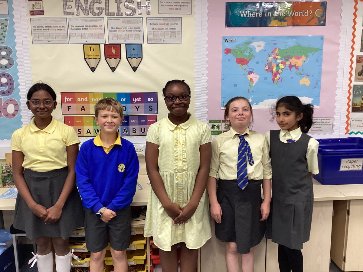 StMaryB17's tweet image. #Y6R House Captains! #RRSA #Art2