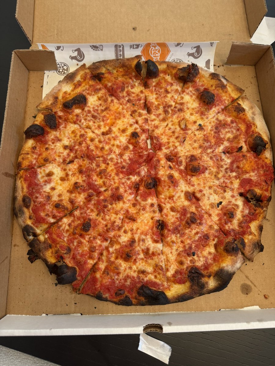 BrilliantlyDumb tweet media