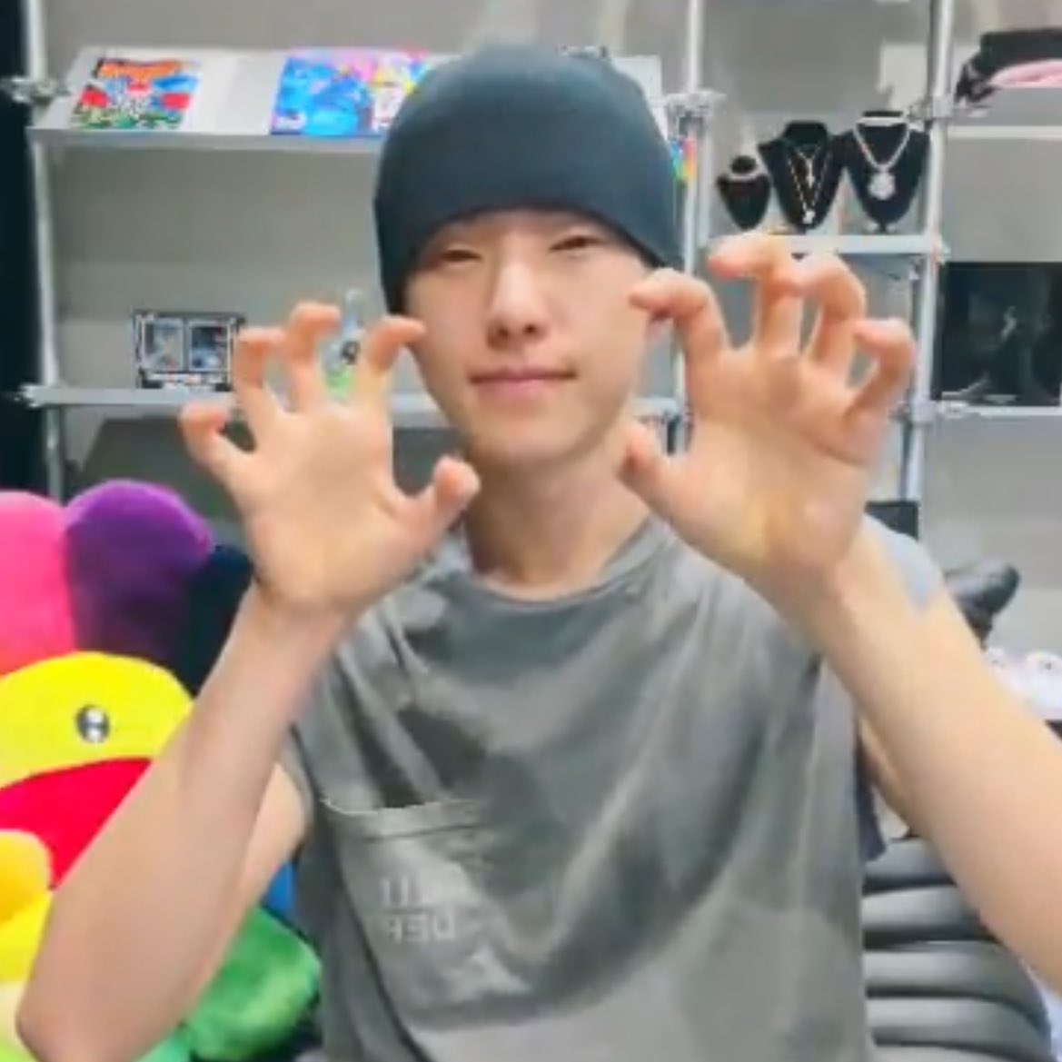 ๐๐ฎ๐น๐น ๐ข๐ณ ๐ฅ๐ฒ๐๐ฐ๐๐ฒ tweet media