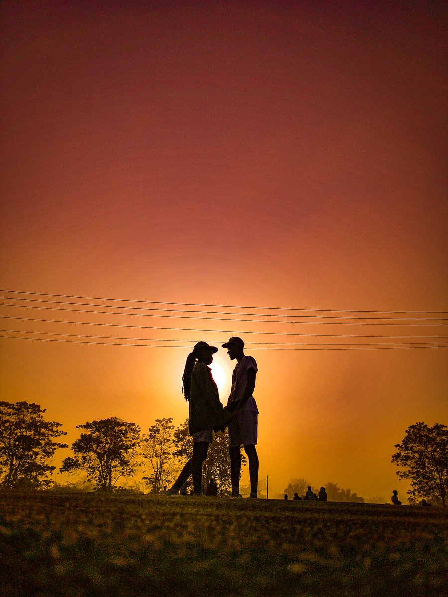 Mediaosoka's tweet photo. Where the sun sets, love rises.
Captured with Redmi14c
#Redmi15C #SeeBeyondWith15C #LoveStory #PhotographyChallenge https://t.co/MIJbes2GmU