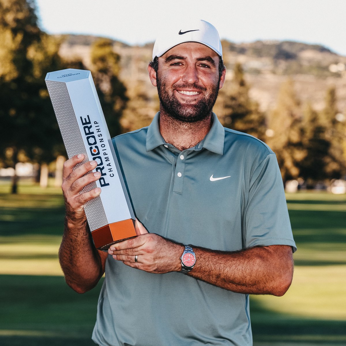 ESInvite's tweet image. Another week, another win for 2019 #NV5Invite Champion Scottie Scheffler. 🏆